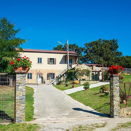 Le Pitture Casa Di Campagna Filiano 外观 照片